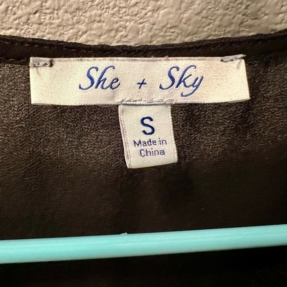 She + Sky sheer sleeveless blouse with lace detail - Picture 6 of 6